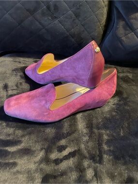Leather Signature Plum Suede Loafer Wedge,brand new
